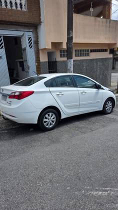 HYUNDAI HB20S 1.6 PREMIUM 16V FLEX 4P AUTOMÁTICO